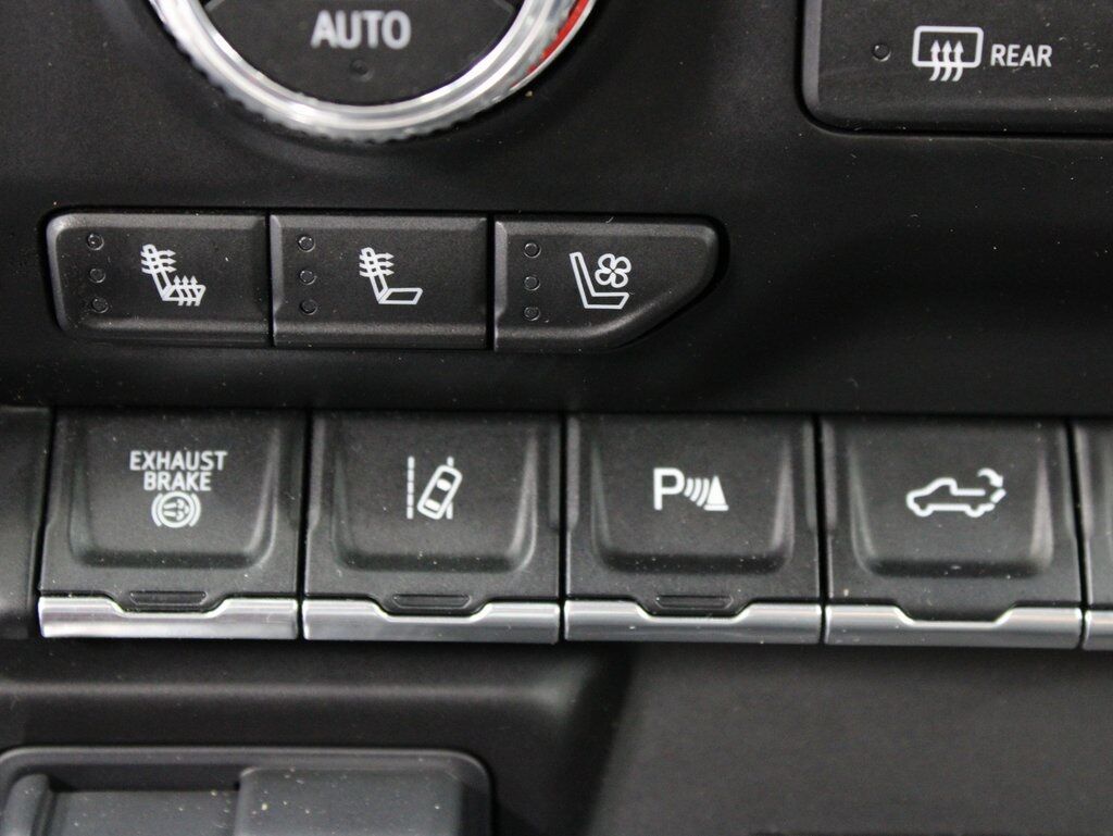 2021 GMC Sierra 2500HD 4x4 Crew Cab Denali Fond du Lac WI