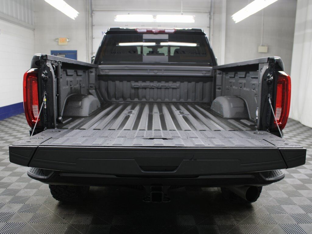 2021 GMC Sierra 2500HD 4x4 Crew Cab Denali Fond du Lac WI