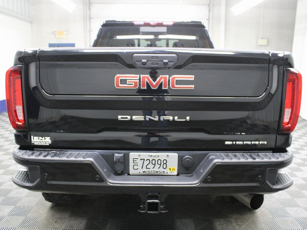 2021 GMC Sierra 2500HD 4x4 Crew Cab Denali Fond du Lac WI