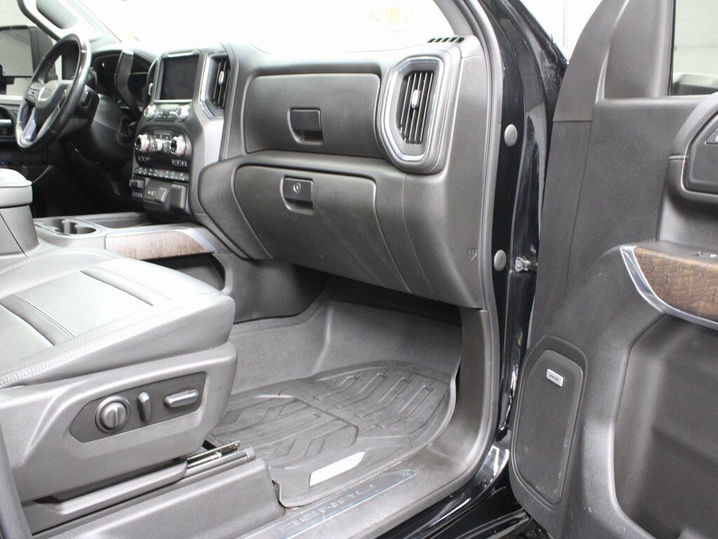 2021 GMC Sierra 2500HD 4x4 Crew Cab Denali Fond du Lac WI