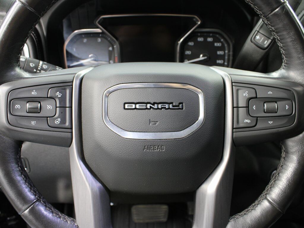2021 GMC Sierra 2500HD 4x4 Crew Cab Denali Fond du Lac WI