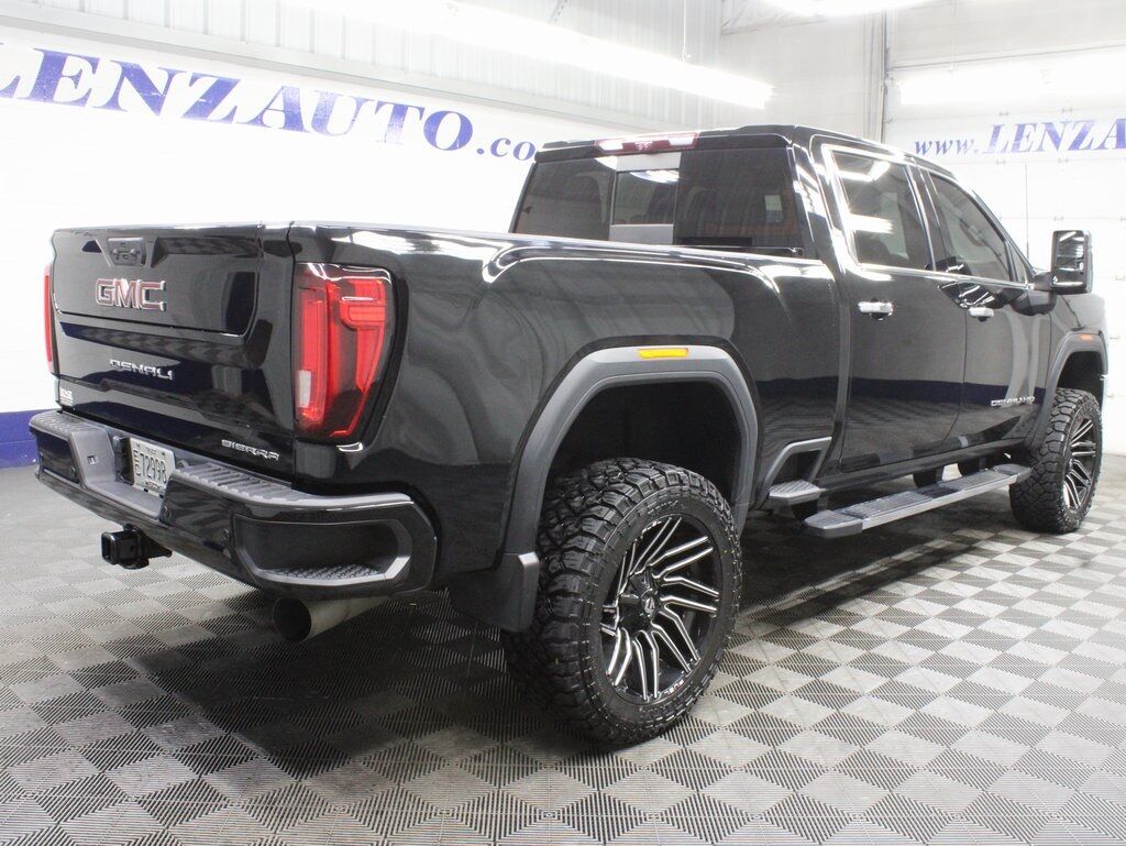 2021 GMC Sierra 2500HD 4x4 Crew Cab Denali Fond du Lac WI