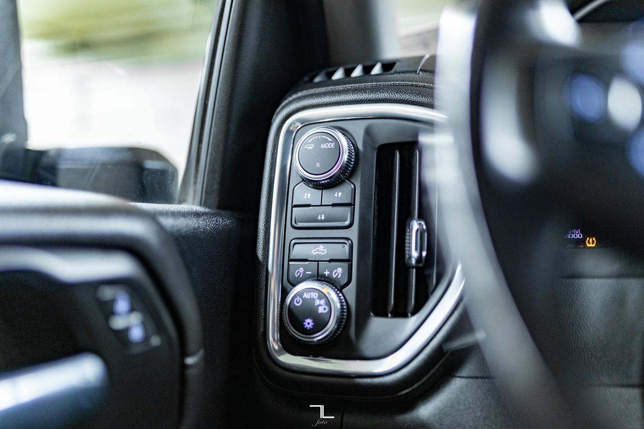 2021 GMC Sierra 2500HD 4x4 Crew Cab SLE Diesel BCam Red Deer AB