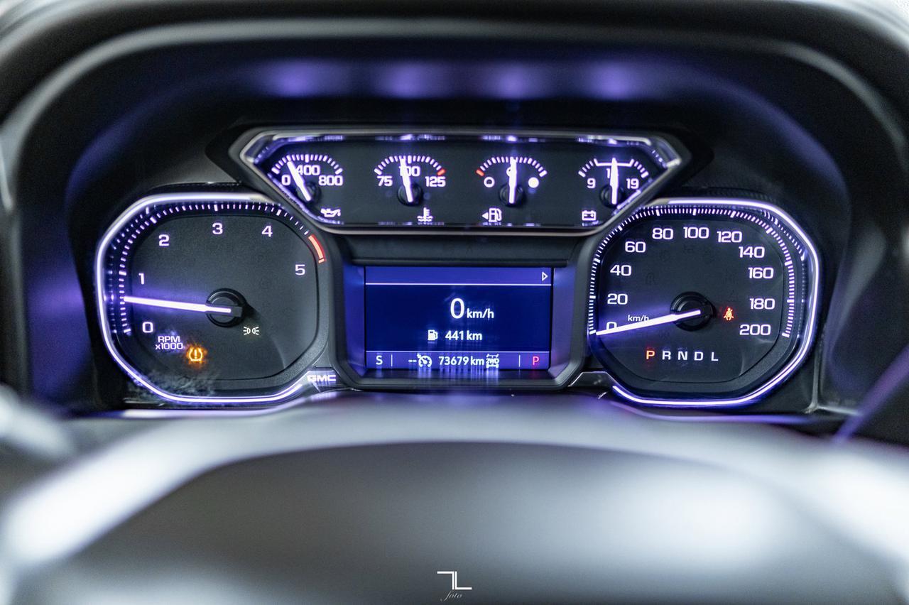 2021 GMC Sierra 2500HD 4x4 Crew Cab SLE Diesel BCam Red Deer AB