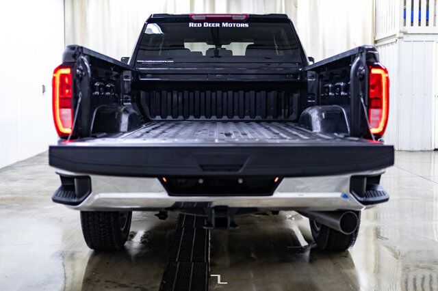 2021 GMC Sierra 2500HD 4x4 Crew Cab SLE Diesel BCam Red Deer AB