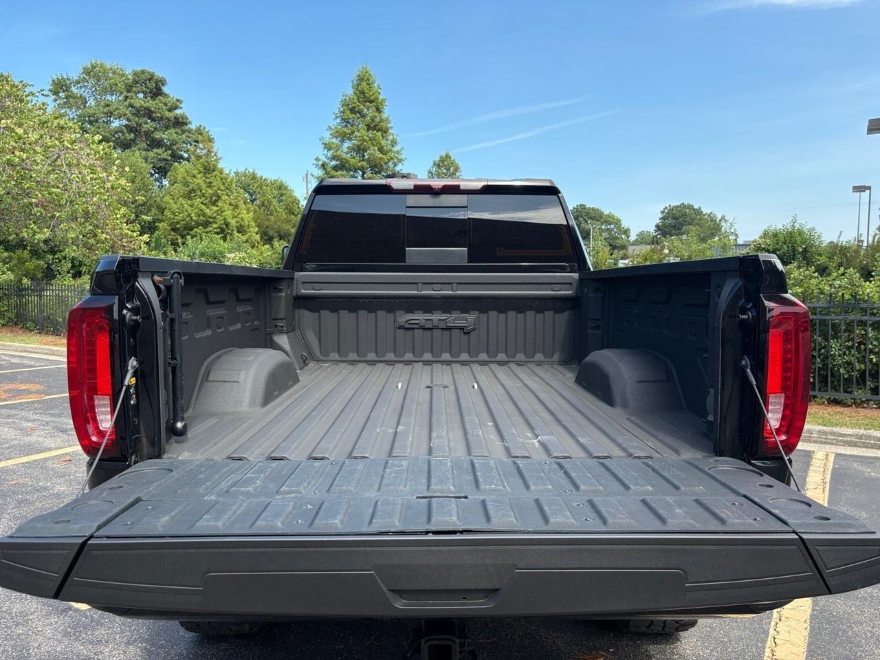 2021 GMC Sierra 2500HD AT4, LIFTED, RUNNING BOARDS, TOW PACKAGE, SUNROOF, HEATED & COOLING SEATS, BLIND SPOT, LANE KEEP ASSIST, POWER EXTENDING MIRRORS, APPLE CAPPLAY/ANDROID AUTO, BACKUP CAMERA, PARKING SENSORS, ONLY 30K MILES, CLEAN CARFAX, THIS TRUCK HAS WHAT YOU NEED! Virginia Beach VA