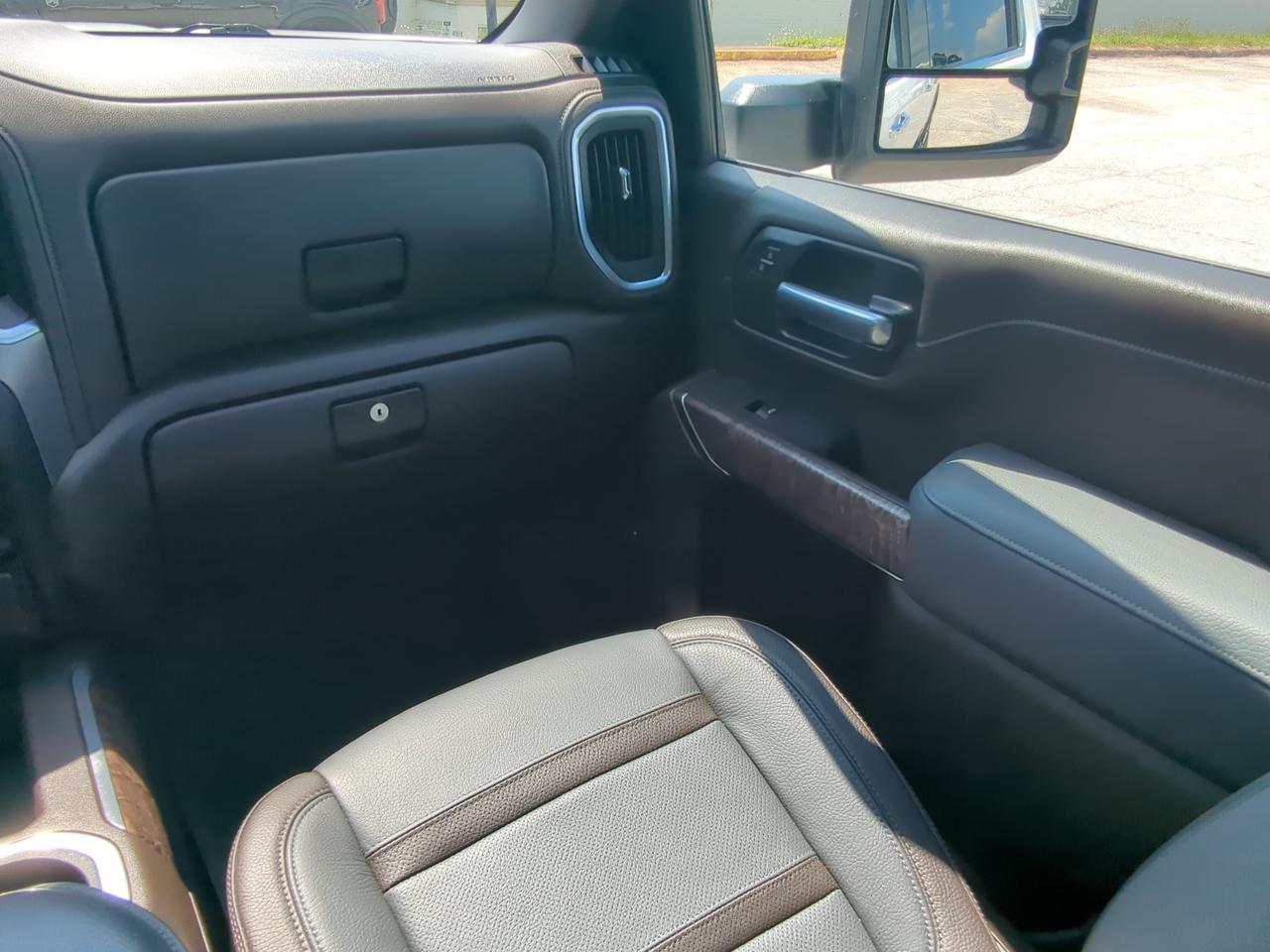 2021 GMC Sierra 2500HD Denali Appleton WI