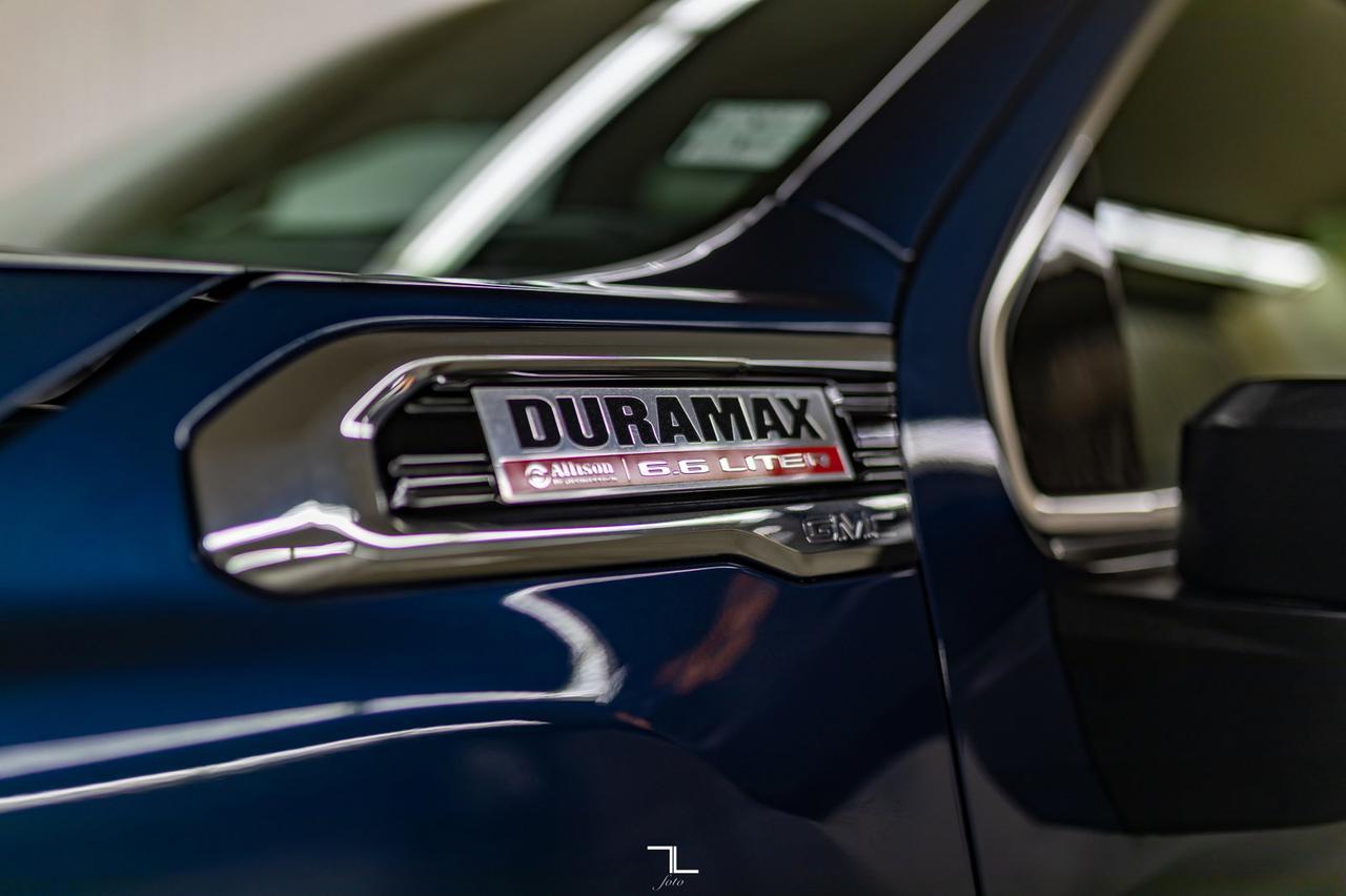 2021 GMC Sierra 3500HD 4x4 Crew Cab Denali Diesel Leather Roof Nav BCam Red Deer AB