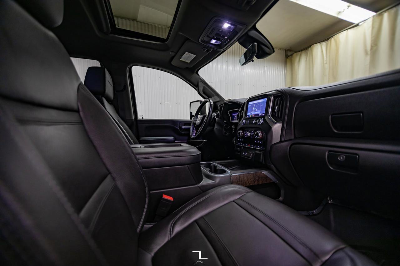 2021 GMC Sierra 3500HD 4x4 Crew Cab Denali Diesel Leather Roof Nav BCam Red Deer AB