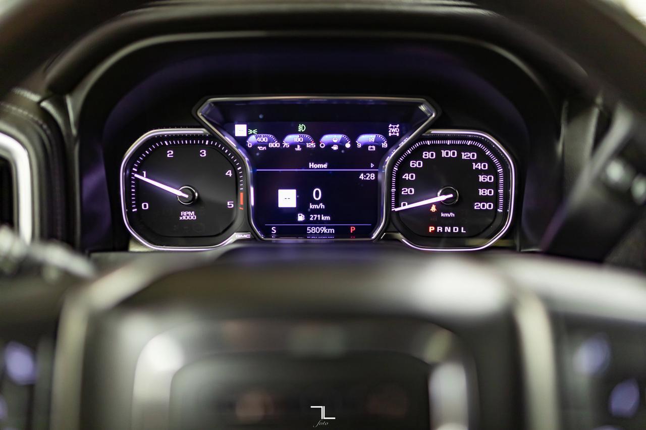 2021 GMC Sierra 3500HD 4x4 Crew Cab Denali Diesel Leather Roof Nav BCam Red Deer AB