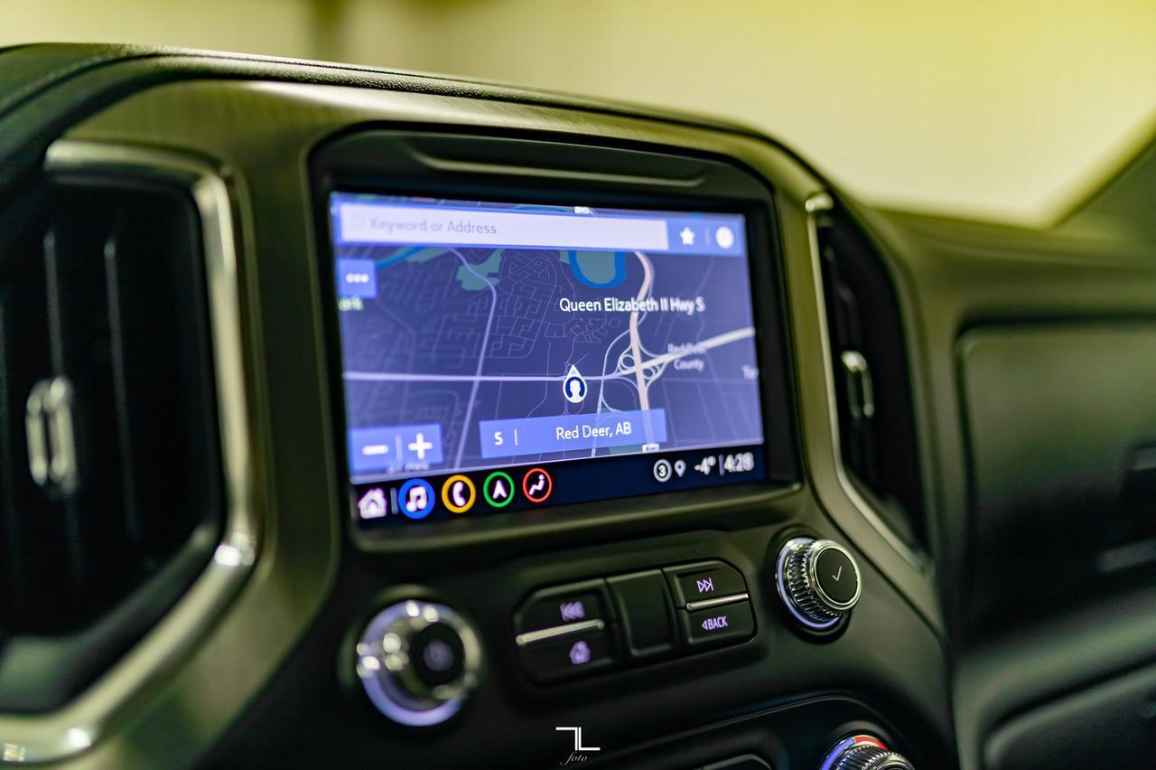 2021 GMC Sierra 3500HD 4x4 Crew Cab Denali Diesel Leather Roof Nav BCam Red Deer AB