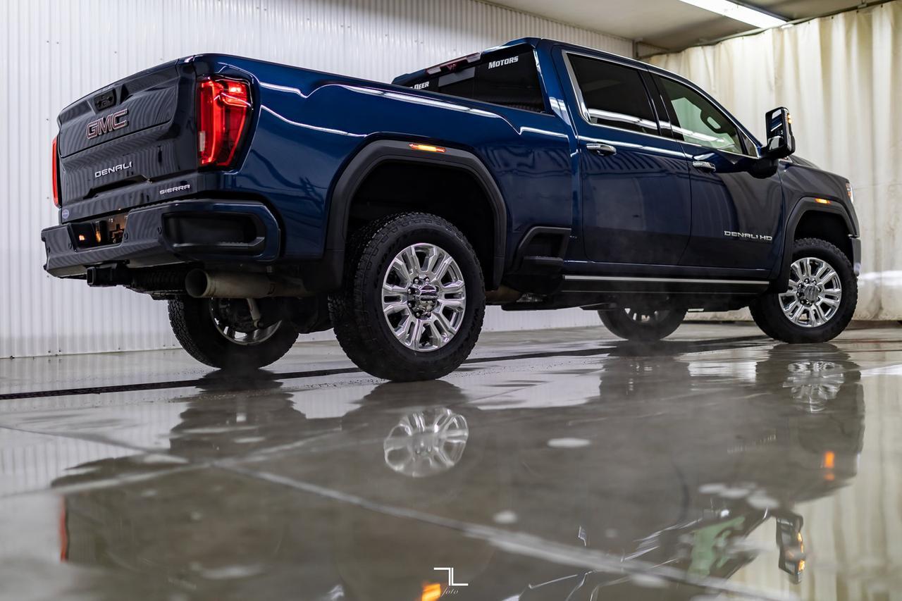 2021 GMC Sierra 3500HD 4x4 Crew Cab Denali Diesel Leather Roof Nav BCam Red Deer AB