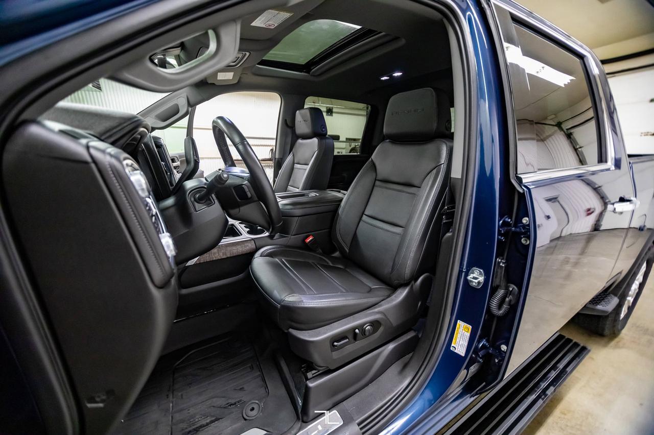 2021 GMC Sierra 3500HD 4x4 Crew Cab Denali Diesel Leather Roof Nav BCam Red Deer AB