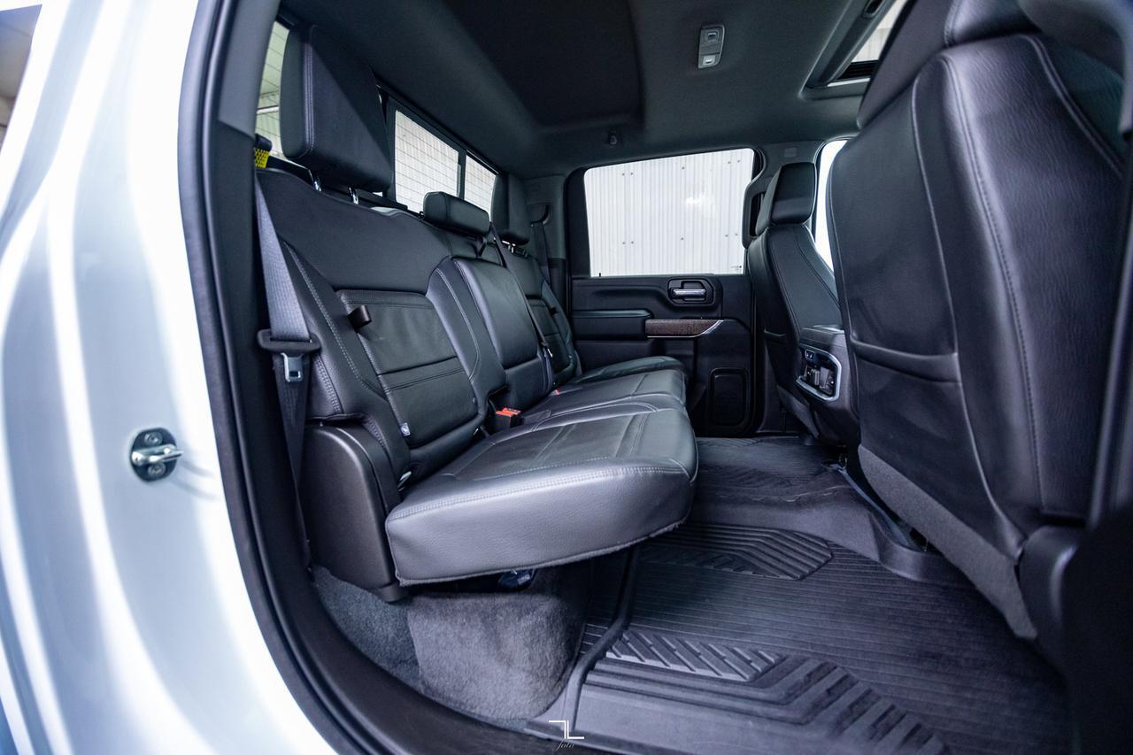 2021 GMC Sierra 3500HD 4x4 Crew Cab Denali Longbox Diesel Leather Roof Nav BCam Red Deer AB