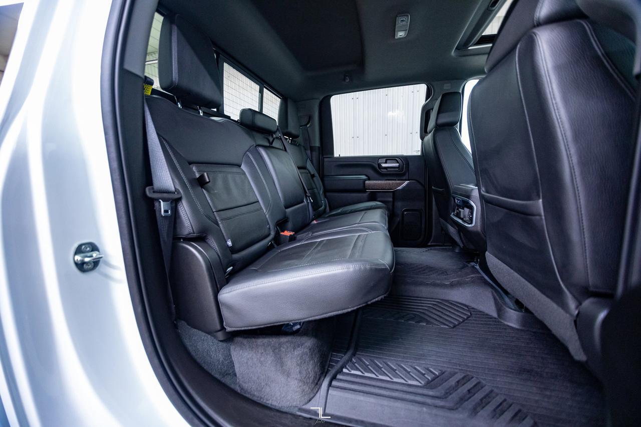 2021 GMC Sierra 3500HD 4x4 Crew Cab Denali Longbox Diesel Leather Roof Nav BCam Red Deer AB