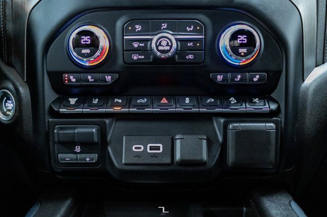 2021 GMC Sierra 3500HD 4x4 Crew Cab Denali Longbox Diesel Leather Roof Nav BCam Red Deer AB