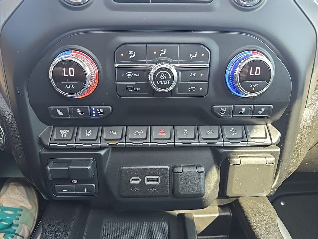 2021 GMC Sierra 3500HD 4x4 Crew Cab Denali SRW Minocqua WI
