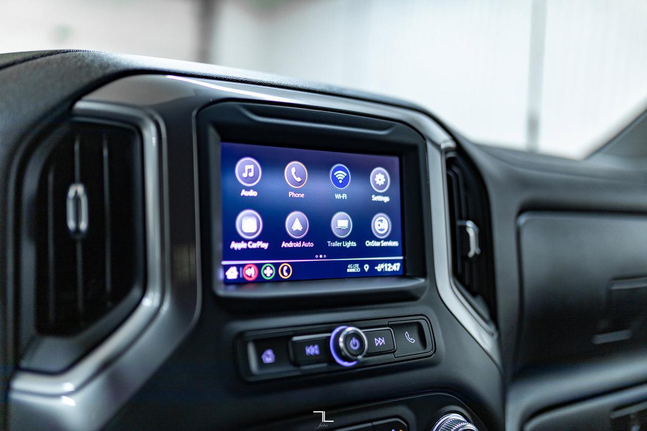 2021 GMC Sierra 3500HD 4x4 Crew Cab SLE Deck Diesel Red Deer AB