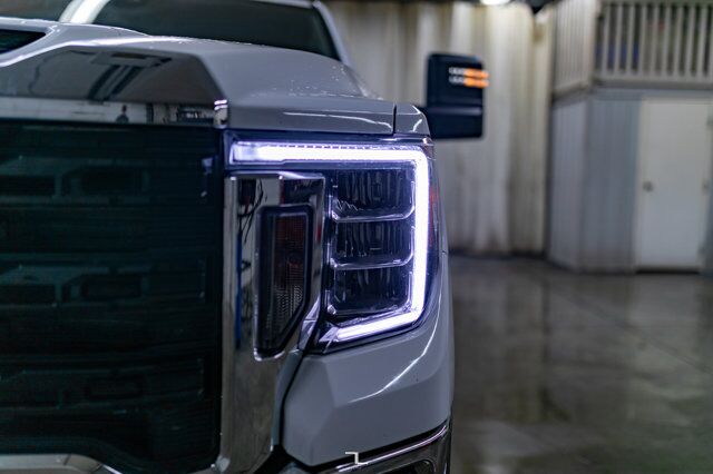 2021 GMC Sierra 3500HD 4x4 Crew Cab SLE Deck Diesel Red Deer AB