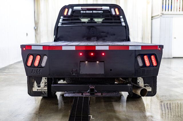 2021 GMC Sierra 3500HD 4x4 Crew Cab SLE Deck Diesel Red Deer AB