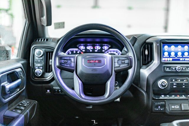 2021 GMC Sierra 3500HD 4x4 Crew Cab SLE Deck Diesel Red Deer AB