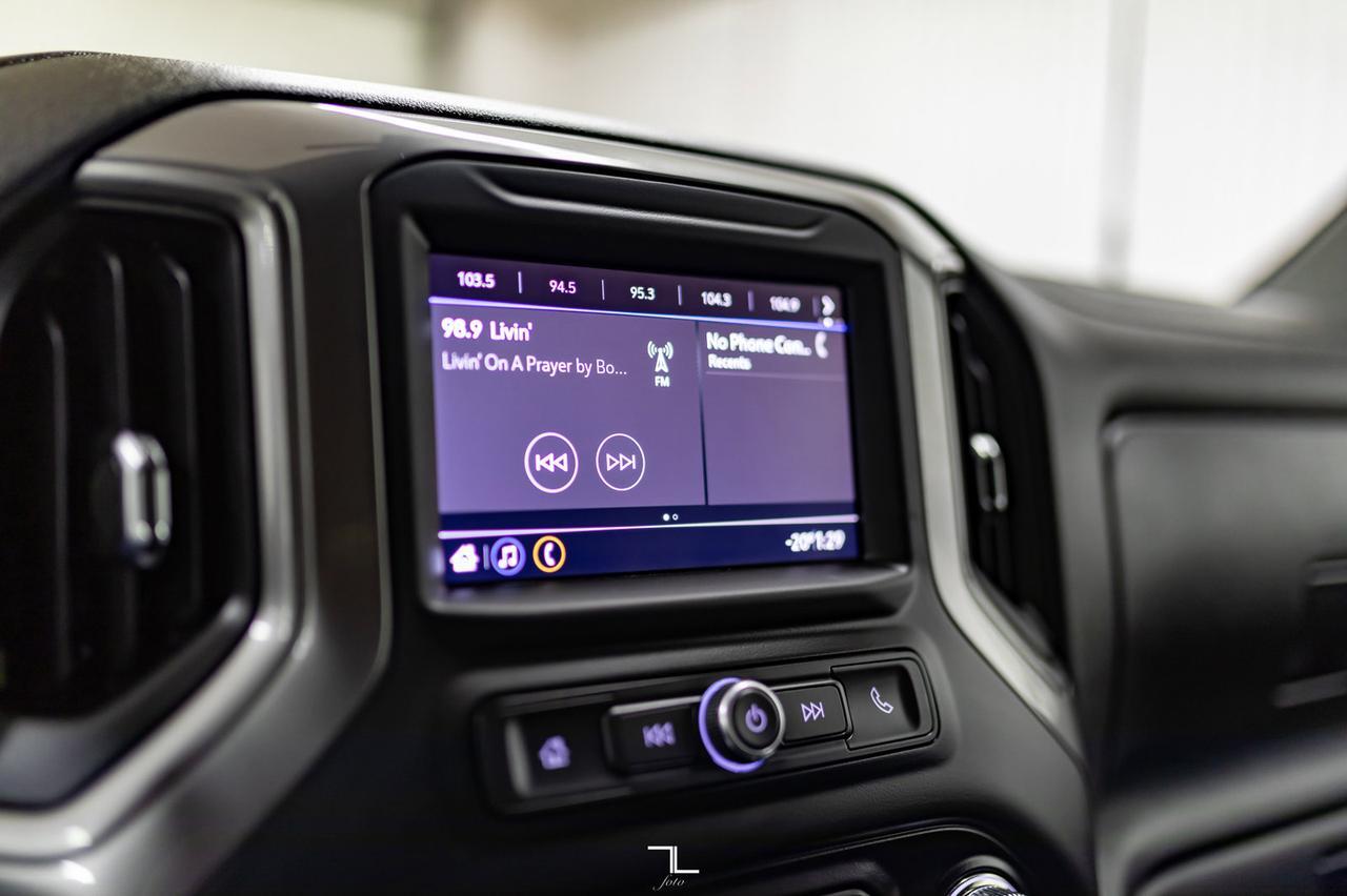 2021 GMC Sierra 3500HD 4x4 Crew Cab SLE Longbox BCam Red Deer AB