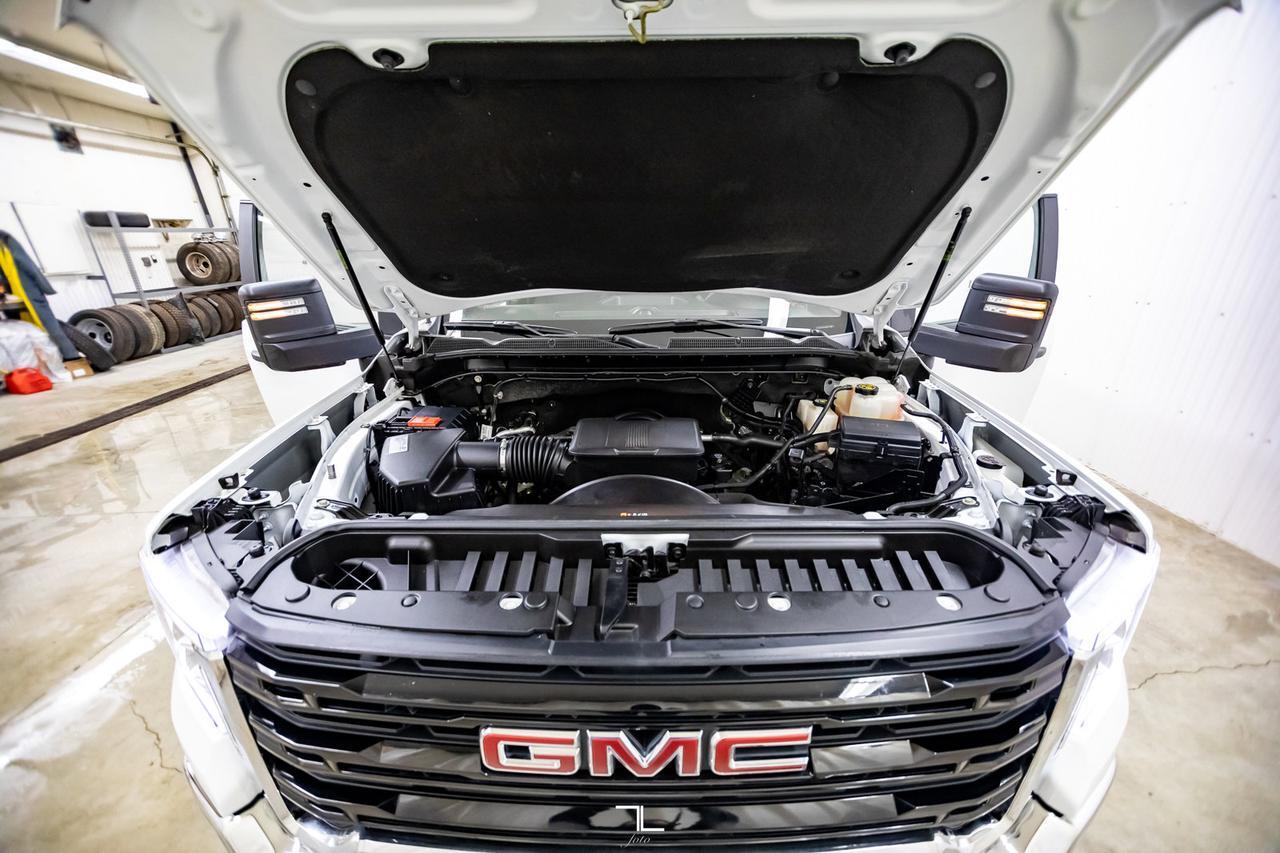2021 GMC Sierra 3500HD 4x4 Crew Cab SLE Longbox BCam Red Deer AB