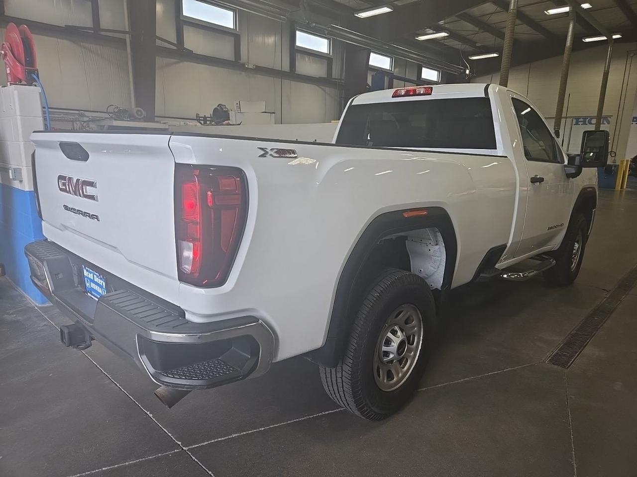 2021 GMC Sierra 3500HD Base West Burlington IA