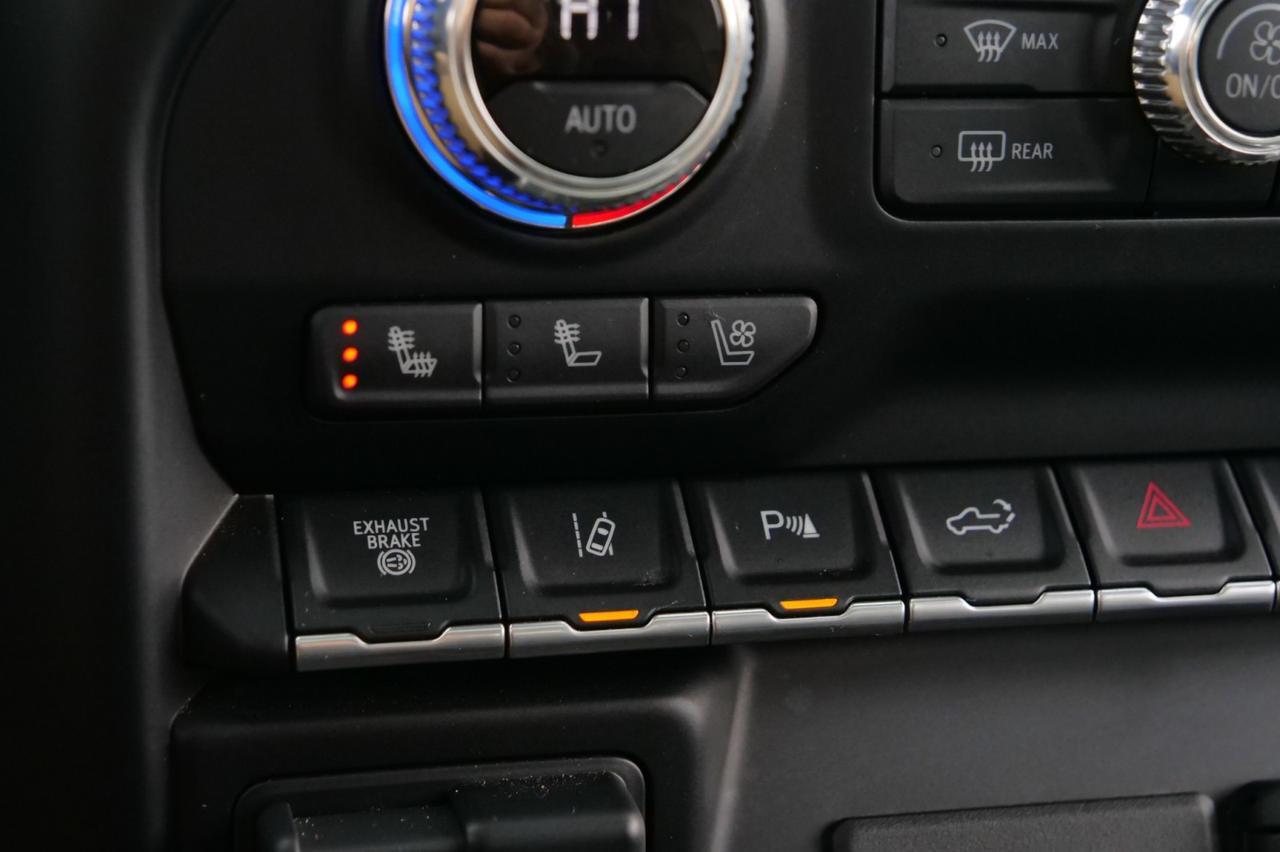 2021 GMC Sierra 3500HD Denali 4X4 / DRW / Duramax V8 Turbo Diesel! Lincolnton NC