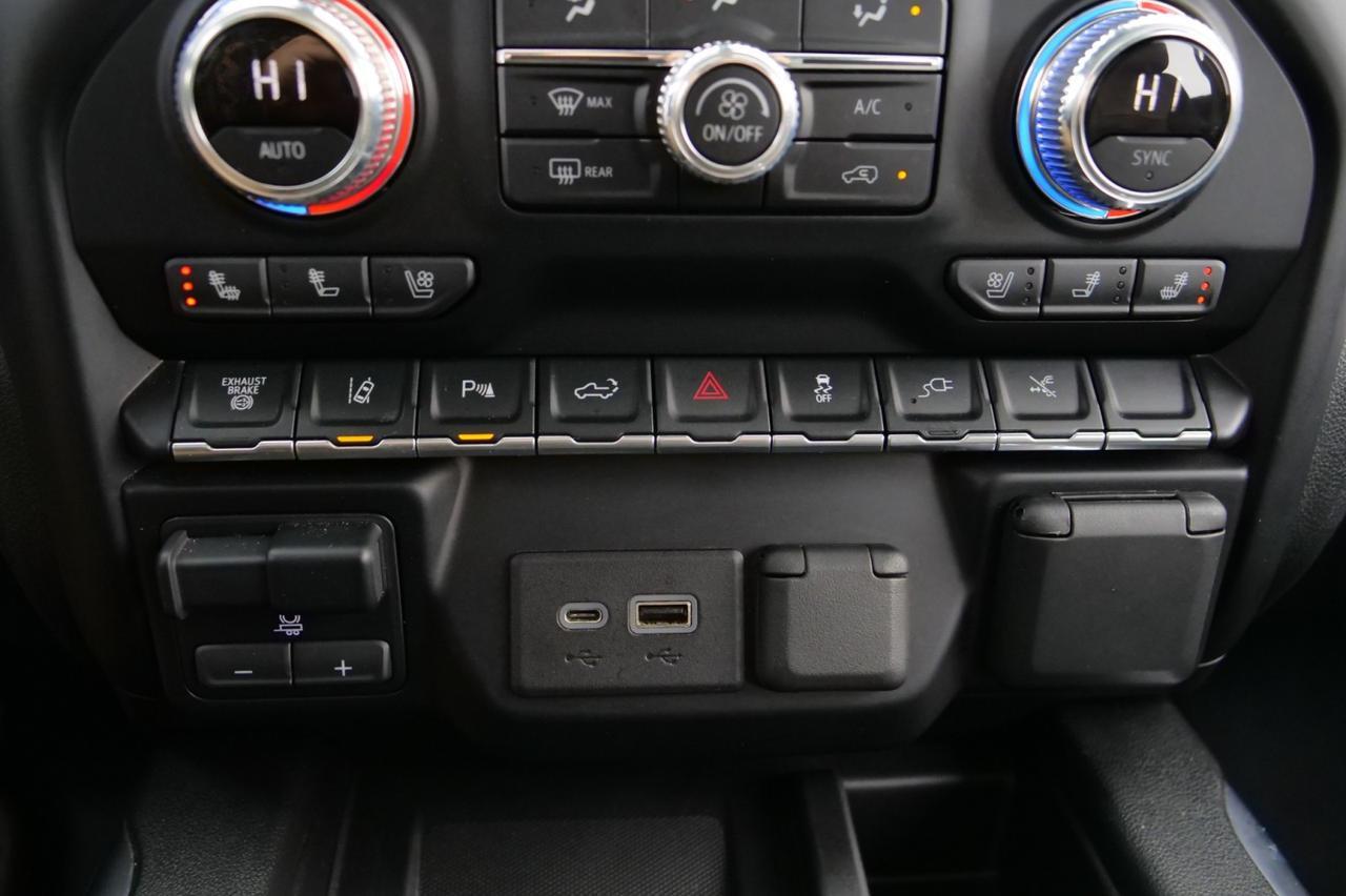 2021 GMC Sierra 3500HD Denali 4X4 / DRW / Duramax V8 Turbo Diesel! Lincolnton NC