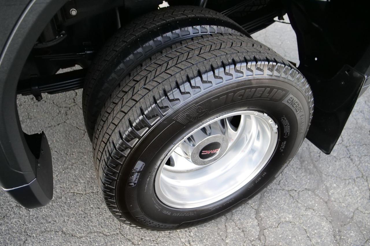 2021 GMC Sierra 3500HD Denali 4X4 / DRW / Duramax V8 Turbo Diesel! Lincolnton NC