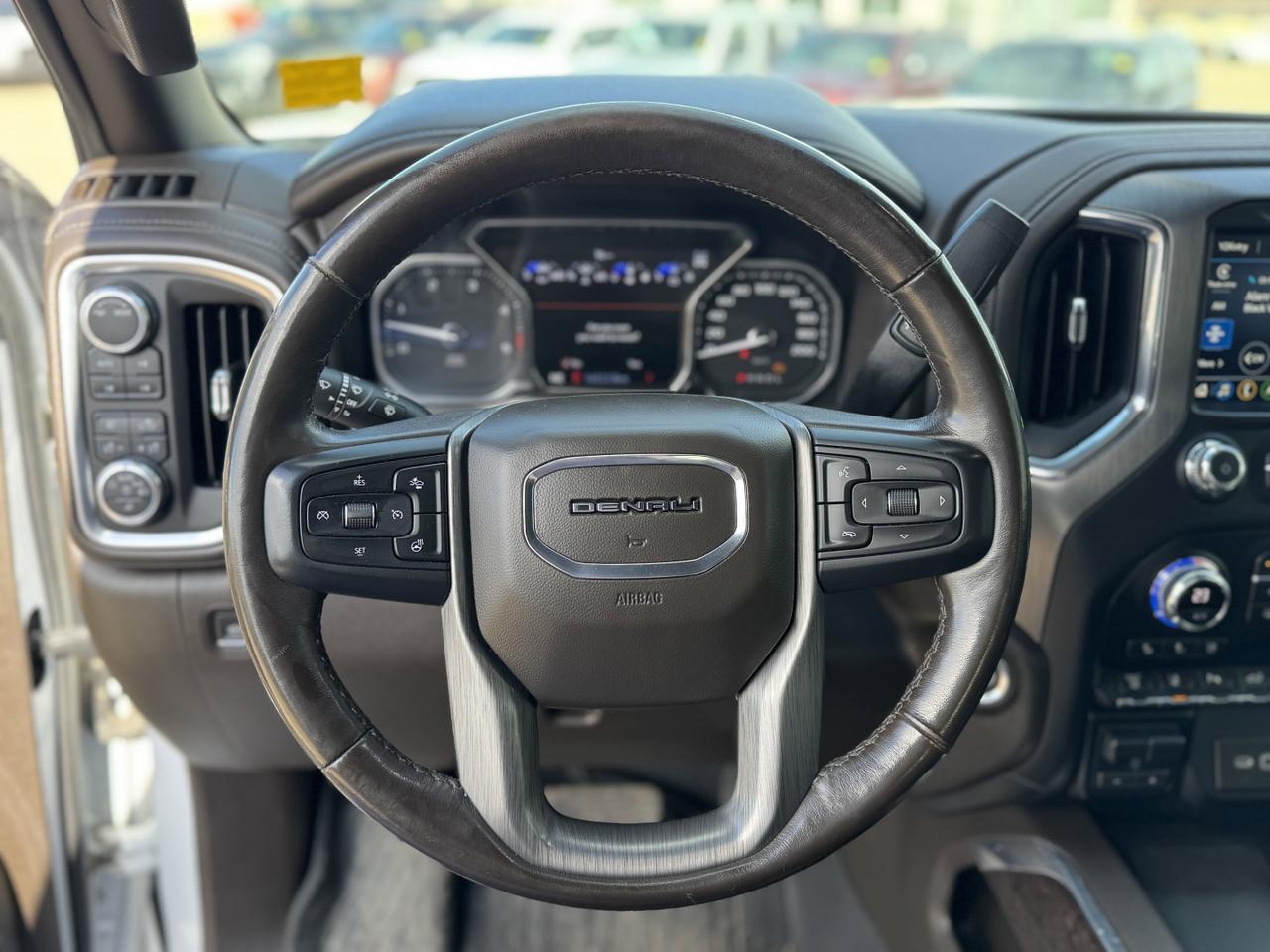 2021 GMC Sierra 3500HD Denali Crew Cab 4WD | Rig Ready Ram | V8 Diesel | Remote Start | Heated Seats | OnStar Redwater AB