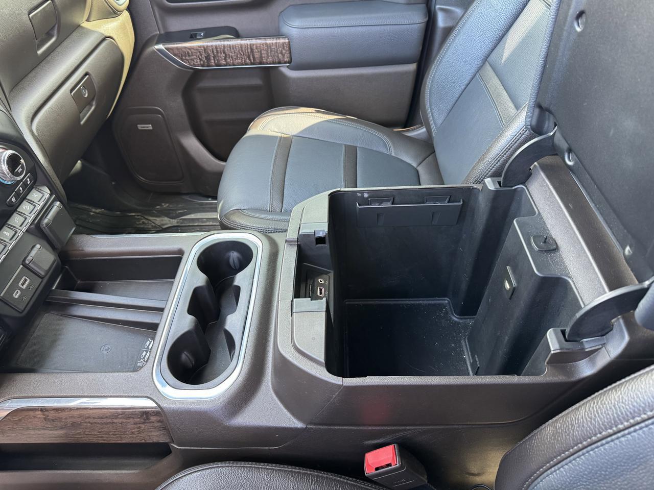 2021 GMC Sierra 3500HD Denali Crew Cab 4WD | Rig Ready Ram | V8 Diesel | Remote Start | Heated Seats | OnStar Redwater AB