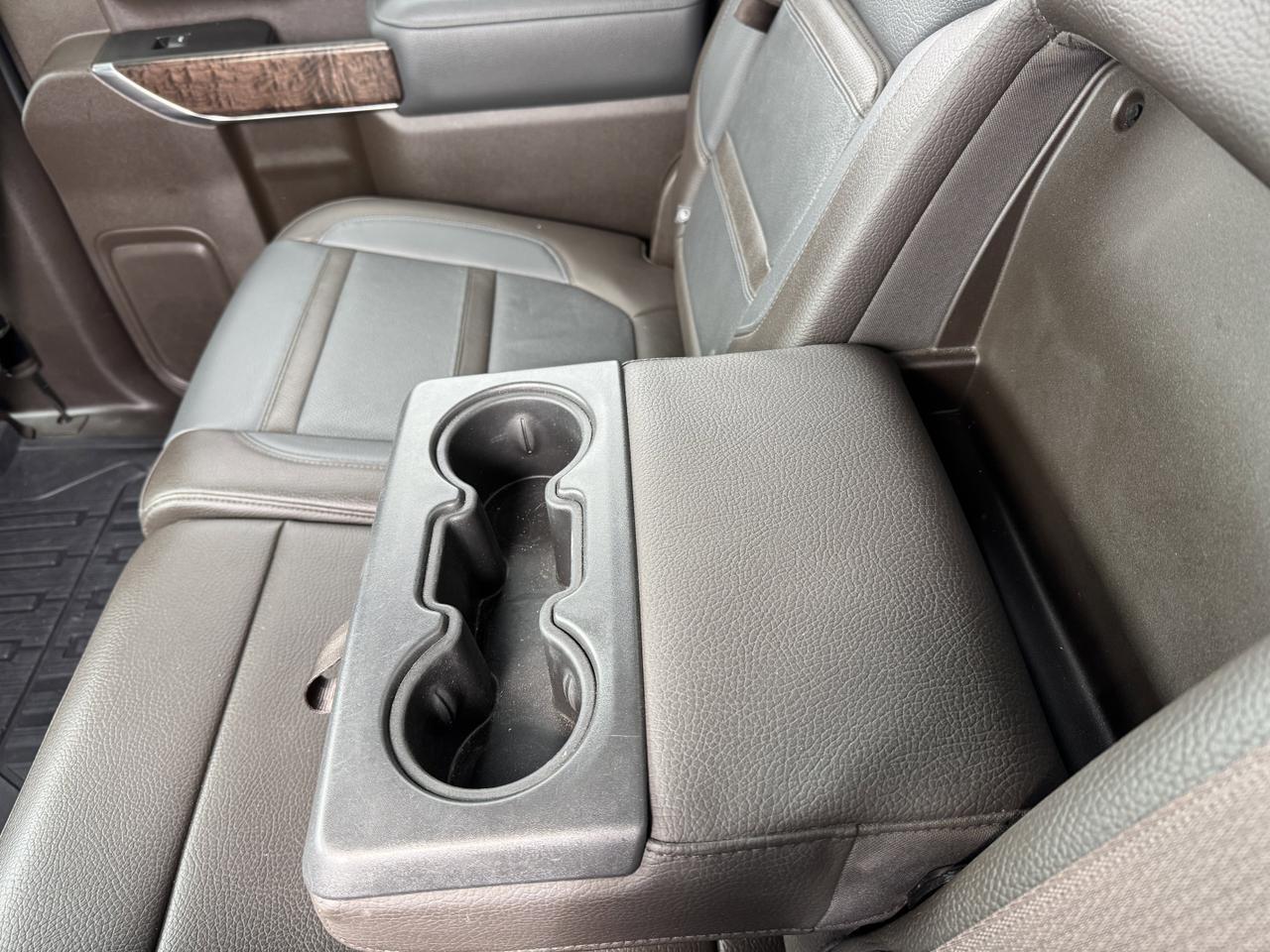 2021 GMC Sierra 3500HD Denali Crew Cab 4WD | Rig Ready Ram | V8 Diesel | Remote Start | Heated Seats | OnStar Redwater AB