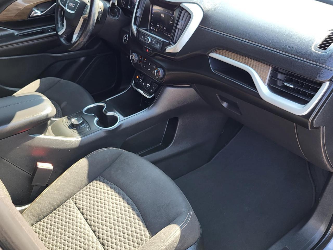 2021 GMC Terrain FWD 4dr SLE Beeville TX