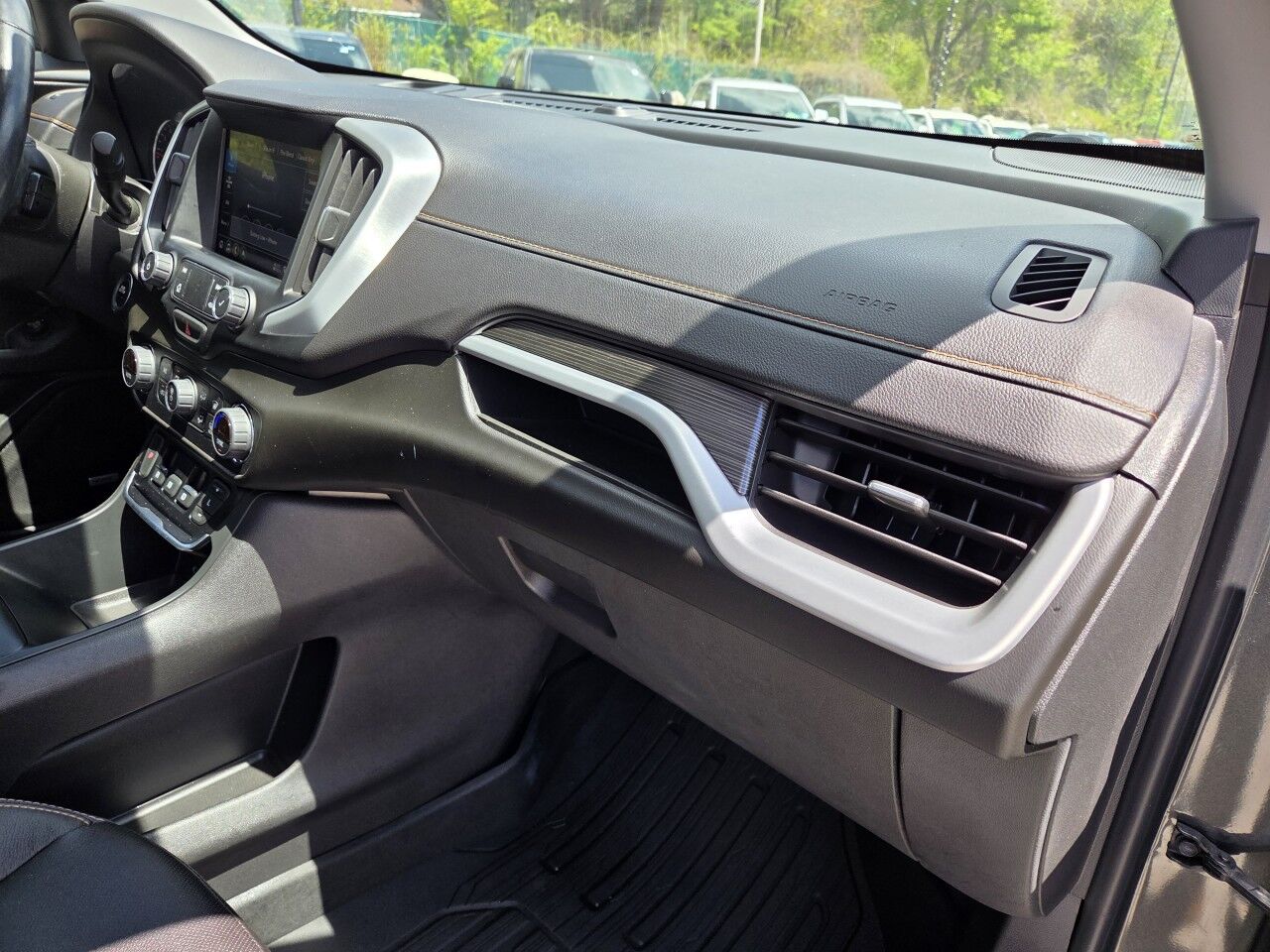 2021 GMC Terrain SLT Charlton MA