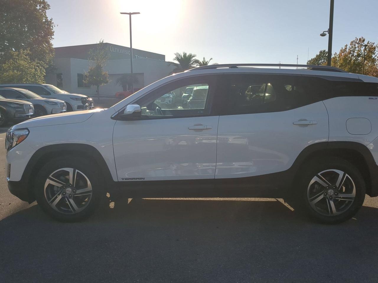 2021 GMC Terrain SLT