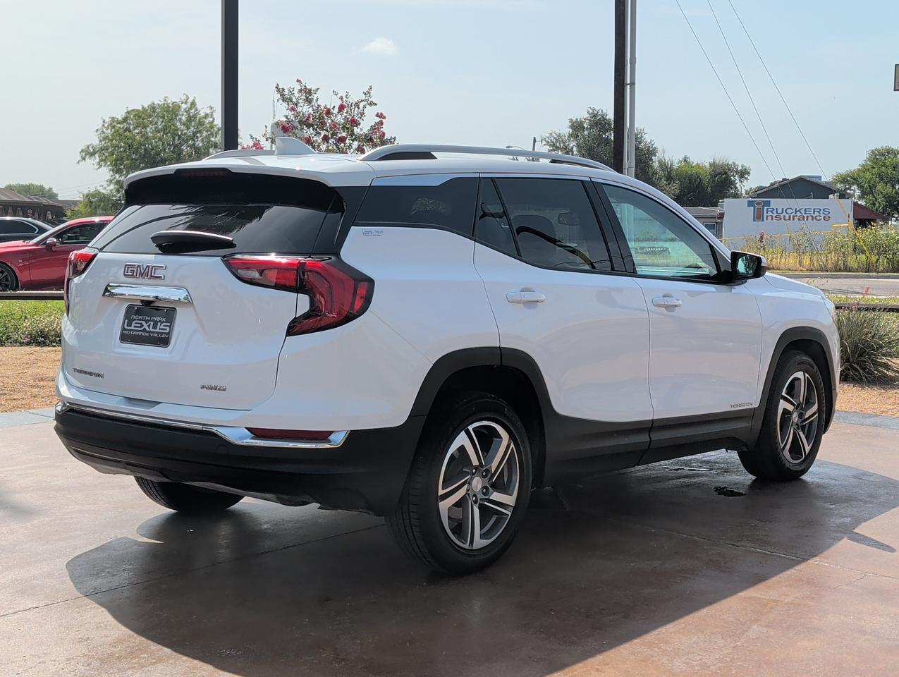 2021 GMC Terrain SLT
