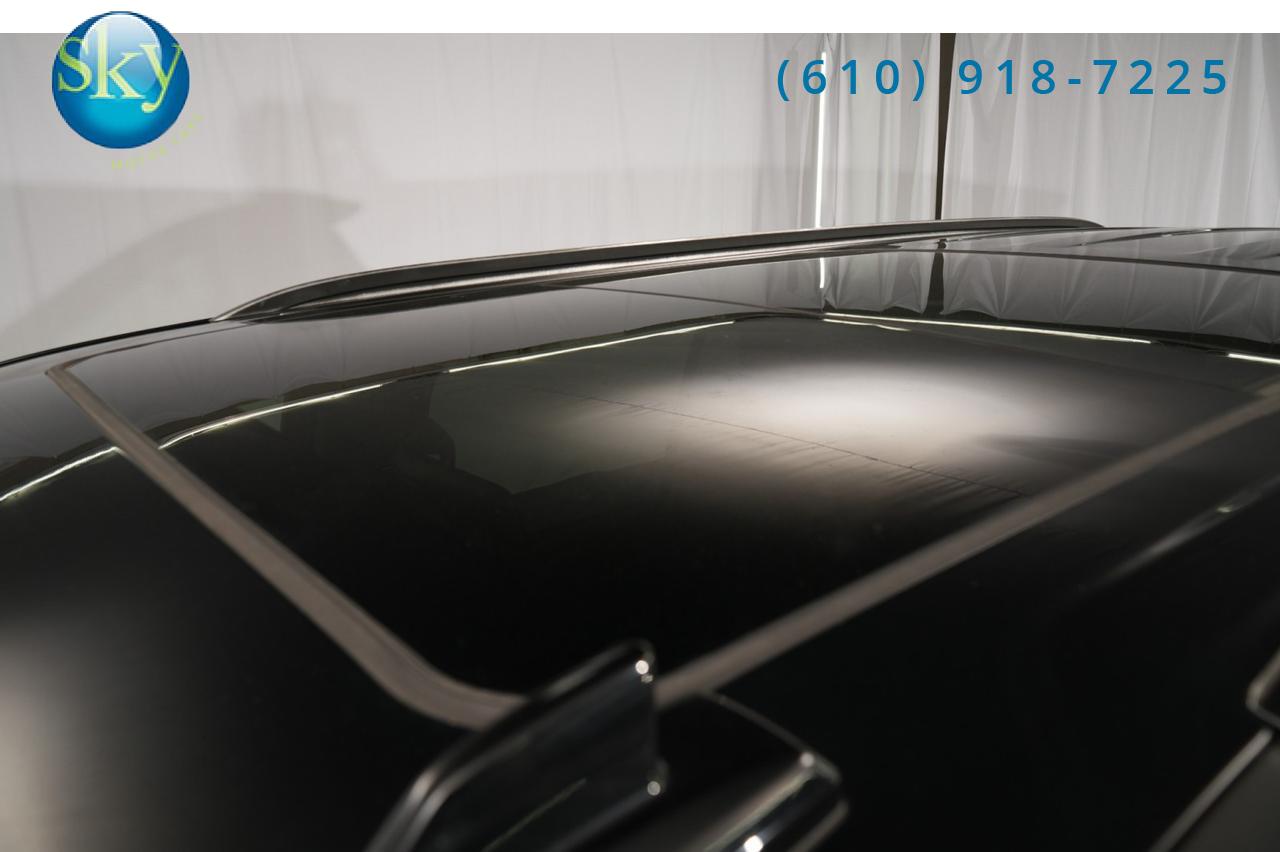 2021 GMC Yukon 4WD Denali 7-PASSENGER Reat Seat Entertainment West Chester PA