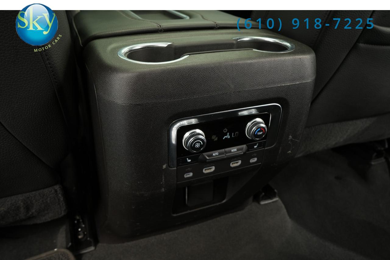 2021 GMC Yukon 4WD Denali 7-PASSENGER Reat Seat Entertainment West Chester PA