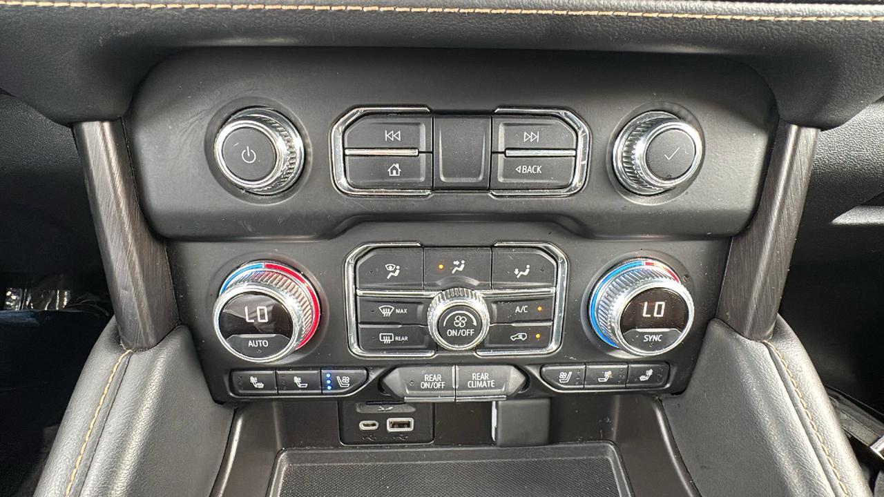 2021 GMC Yukon AT4  Selma TX