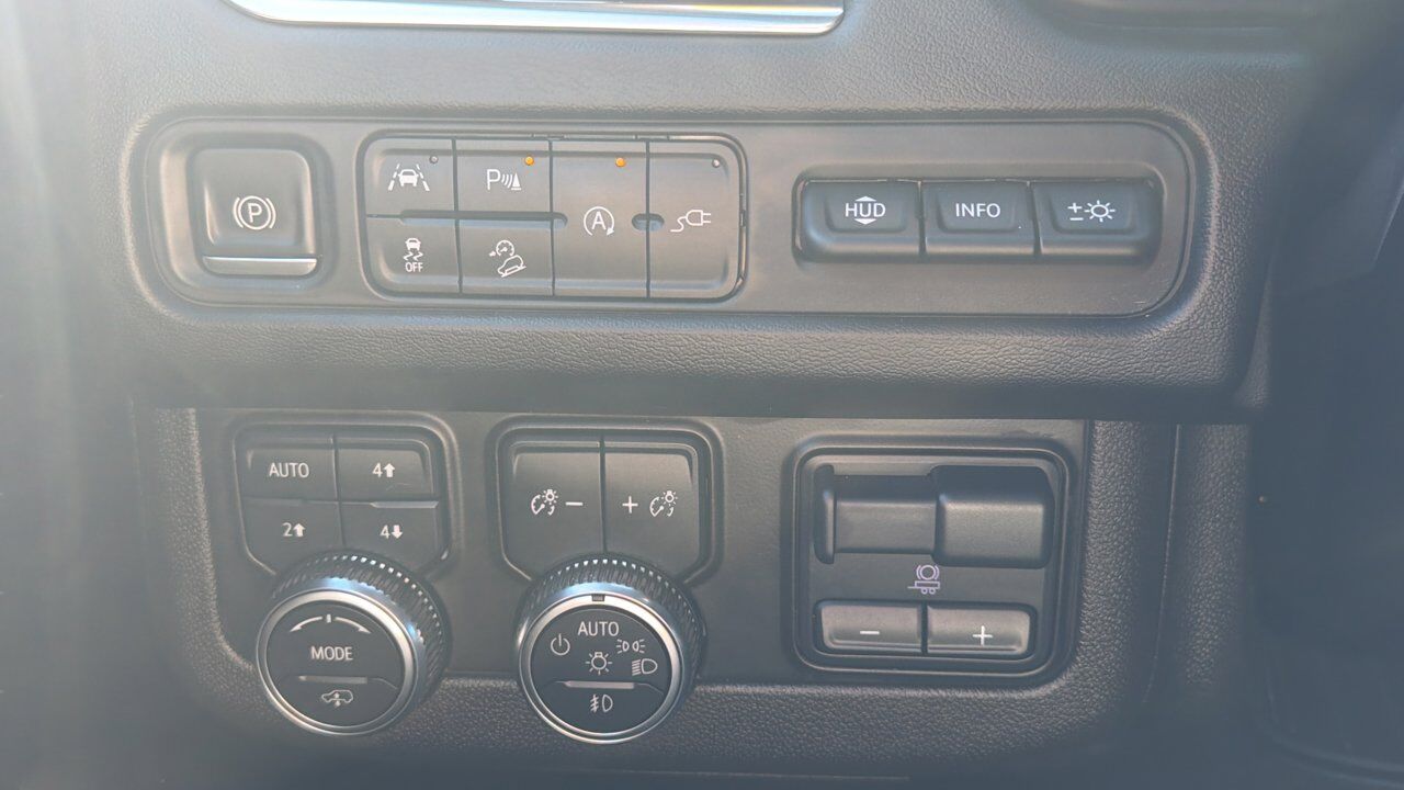 2021 GMC Yukon AT4 Sherwood Park AB