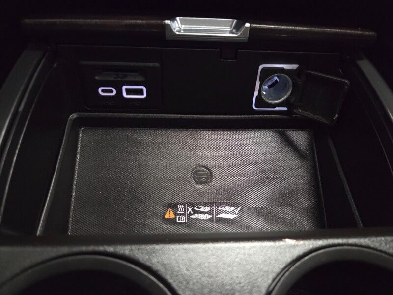 2021 GMC Yukon Denali 4WD 6.2L V8 3rd Row GPS Sunroof FREE WARRANTY Call (682)587-6288 Arlington TX