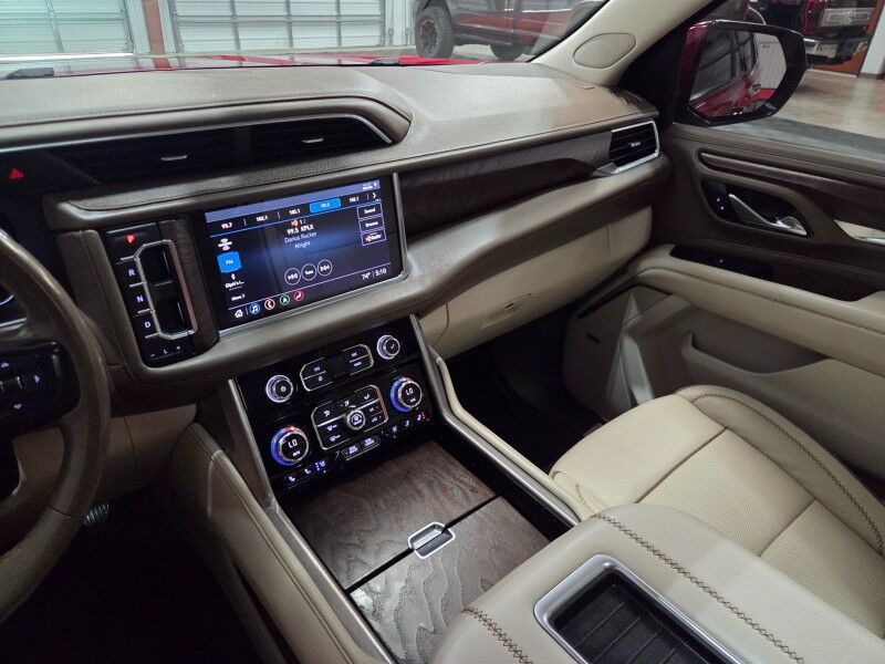 2021 GMC Yukon Denali 4WD 6.2L V8 3rd Row GPS Sunroof FREE WARRANTY Call (682)587-6288 Arlington TX