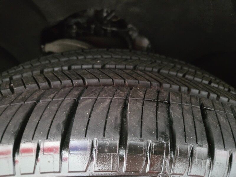 2021 GMC Yukon Denali 4WD 6.2L V8 3rd Row GPS Sunroof FREE WARRANTY Call (682)587-6288 Arlington TX