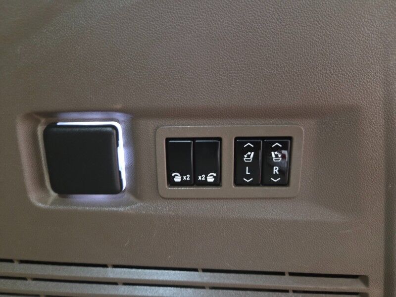 2021 GMC Yukon Denali 4WD 6.2L V8 3rd Row GPS Sunroof FREE WARRANTY Arlington TX