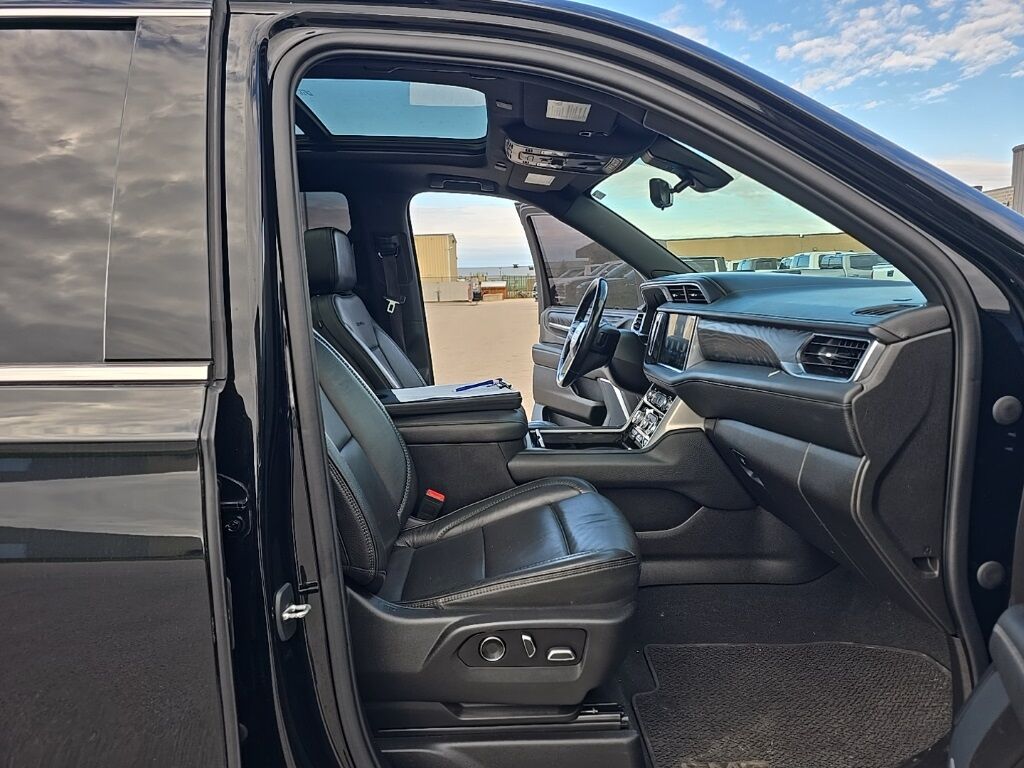 2021 GMC Yukon Denali 4WD 7 Passenger Fond du Lac WI