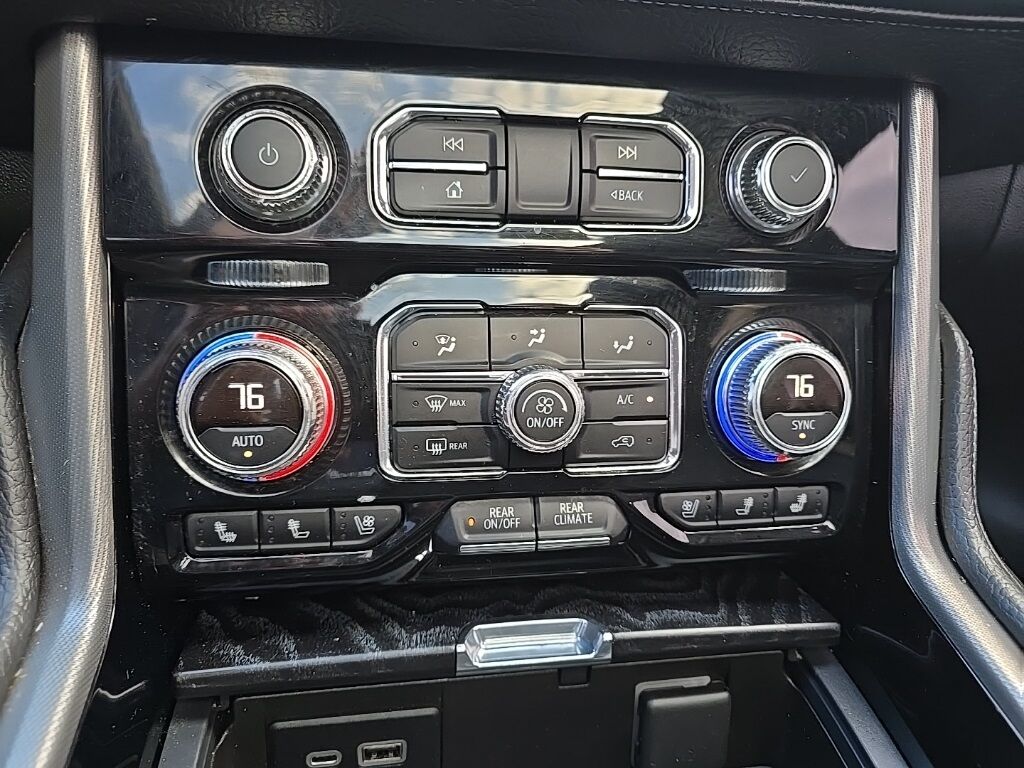 2021 GMC Yukon Denali 4WD 7 Passenger Fond du Lac WI