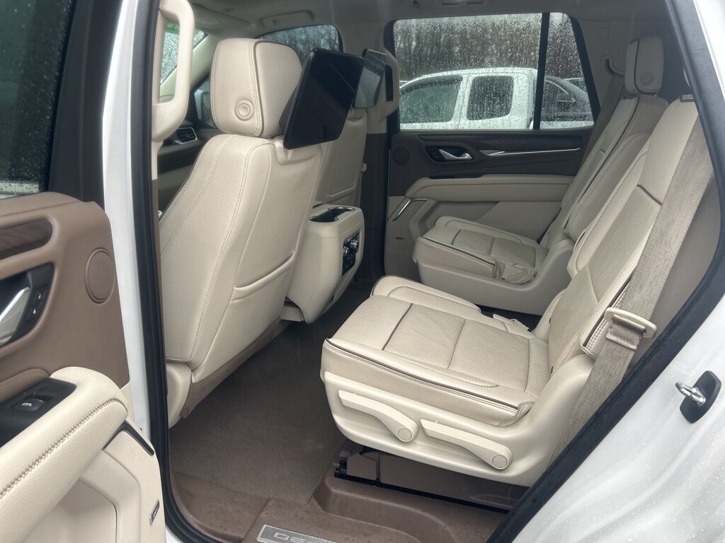 2021 GMC Yukon Denali Akron