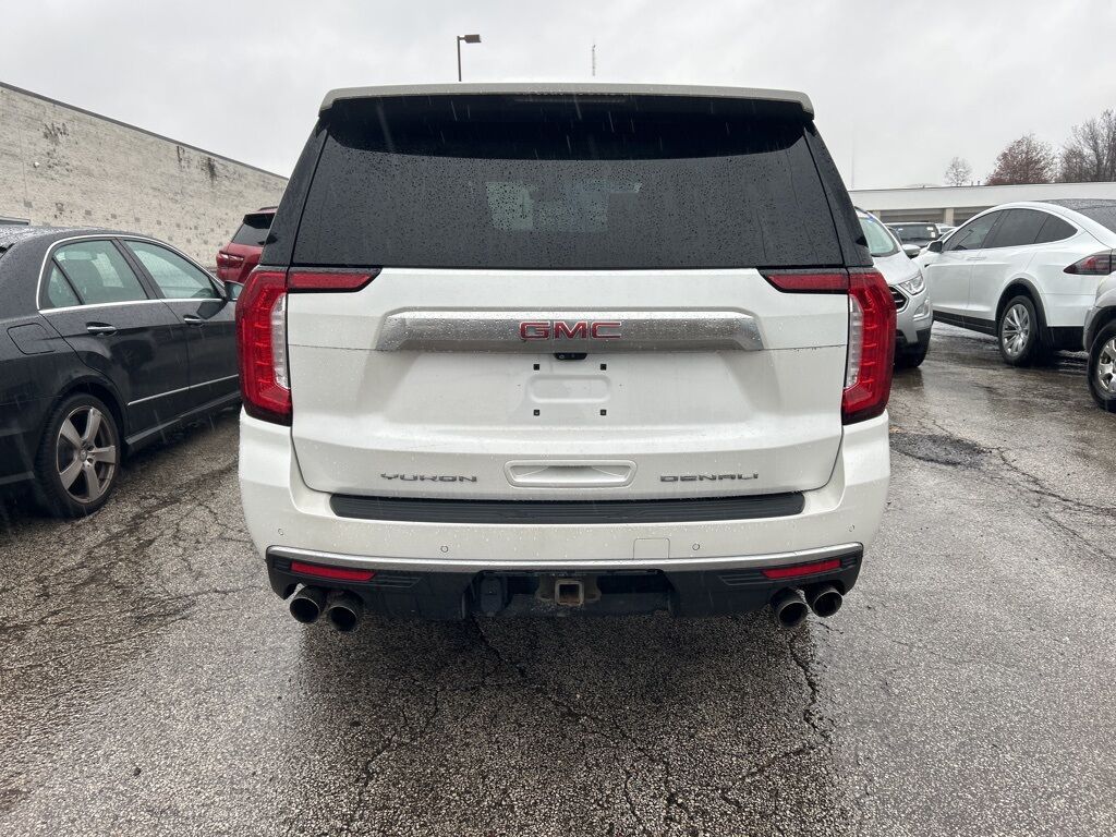 2021 GMC Yukon Denali Akron